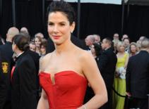 Sandra Bullock tặng 1 triệu đô cho nạn nhân động đất Nhật Bản