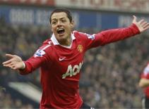 Chicharito: Rooney là con quái vật