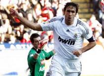 Real được lợi nếu BTC thay đổi lịch vòng 30