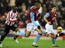 Aston Villa đối mặt với cuộc đào tẩu tập thể: 8 cầu thủ sẽ ra đi?