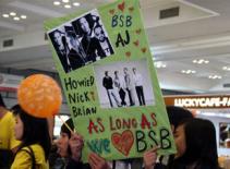 Bốn "chàng trai đường phố" vừa đến Hà Nội