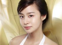 Kim Tae Hee giải trình chuyện kết hôn với đại gia