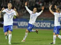 Vòng loại EURO 2012: Tây Ban Nha và Hà Lan giành vé ảo?