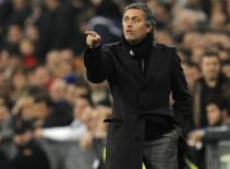 Fabio Capello: Im đi, Mourinho