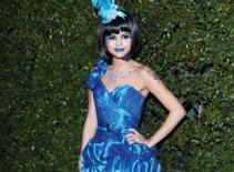 Selena lần đầu "quai quái" kiểu Lady Gaga