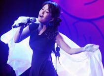 Ngắm Hồng Nhung "Cũng sẽ chìm trôi" với Trịnh