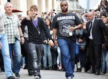 Justin Bieber vi vu ở nước Pháp