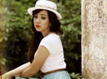 Lan Trinh trình làng sản phẩm đầu tay nhân ngày 8/3