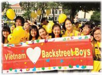 Fan Backstreet Boys ghi danh kỷ lục Guinness Việt Nam