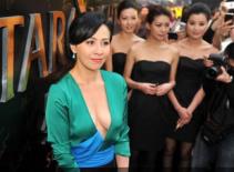 Lưu Gia Linh gợi cảm tuổi xế chiều