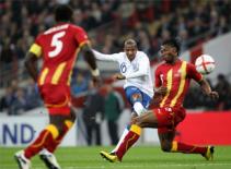 Ashley Young đã rất gần Man United