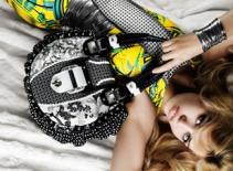 Lộng lẫy cùng phụ kiện Versace