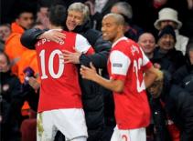 Hai mặt của Wenger