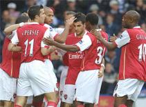 Việc tiếp quản Arsenal: Tỷ phú Nga lắc đầu với tỷ phú Mỹ