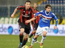 Milan chuẩn bị gia hạn với Mark van Bommel