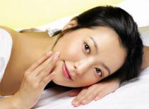 Kim Hee Sun trở lại làng giải trí