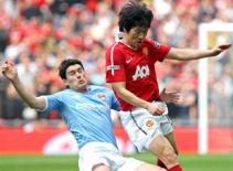 M.U loại khoải Cúp FA : Những câu hỏi không lời đáp