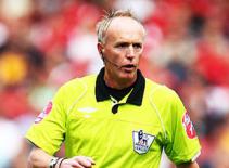 Lăng kính bóng đá: "Tắt phim Mr.Bean đi!"