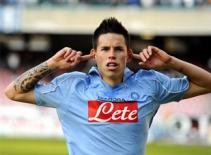 Allegri muốn đem Hamsik về San Siro