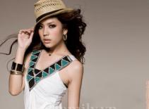 Những mẫu váy trắng mê hoặc các quý cô