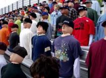 Sự thật phũ phàng về "đám đông" trong phim ảnh