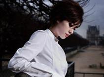 Han Hyo Joo lãng mạn kiêu kỳ trên Harper's Bazaar