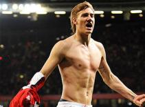 Nicklas Bendtner muốn rời khỏi Arsenal