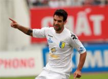 Vô địch V-League - vừa sướng vừa sợ