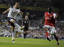 Tottenham (3-3) Arsenal: Công làm thủ phá