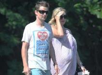 Kate Hudson lần đầu mở lòng về bố của con mình