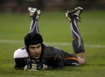 Petr Cech loại Arsenal khỏi cuộc đua VĐ