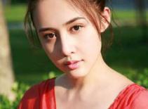 Mỹ nữ Cbiz công khai ảnh phẫu thuật "vòng một"