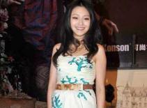 Từ Hy Viên "tái xuất" với thân hình đầy đặn