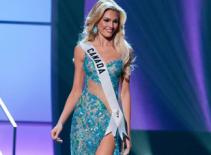 Quyến rũ với váy xẻ đùi