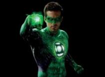 "Siêu nhân 6 múi" Ryan Reynolds lại tung clip ấn tượng