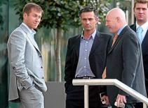 Roman Abramovich nối lại "cầu" với Mourinho