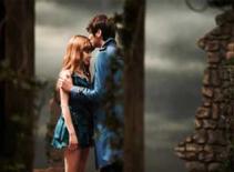 Park Bom tàn phá các bảng xếp hạng âm nhạc Hàn Quốc