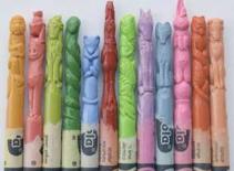 Nghệ thuật điêu khắc tuyệt vời từ... bút sáp màu