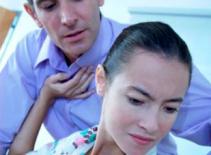 Hoảng loạn vì bị sếp gạ tình