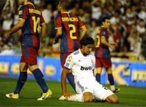 Điểm tin sáng ngày 27/04: Đám phán bế tắc, Berbatov sẽ rời M.U vào cuối mùa?