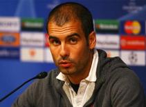 Guardiola nổi nóng trước nhận xét của Mourinho