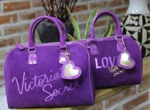 Túi xách Victoria’s Secret sành điệu giá hấp dẫn