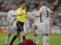 Chấm điểm trận Real Madrid (0-2) Barcelona: Điểm 9 cho Messi