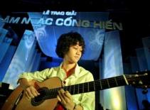 Nghệ sỹ "mướt mồ hôi" vì giải Cống hiến