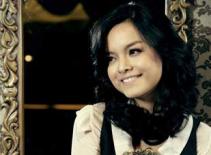 Phạm Quỳnh Anh hát chủ đề "khác người"