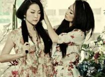 Mỹ nhân Việt và trào lưu chụp ảnh ''sinh đôi''