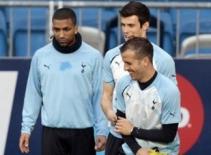 Đôi cánh của Tottenham, đáng sợ chứ!