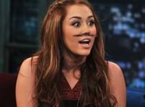 Miley bất ngờ khoe ảnh "mọc râu" cực đáng yêu
