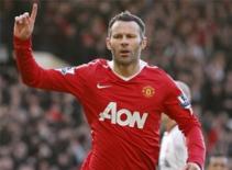 Giggs: "Tôi đủ sức thi đấu rất lâu nữa"