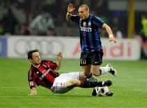 Chiếu tia laser, Milan nhận án phạt nặng từ Ban Tổ Chức